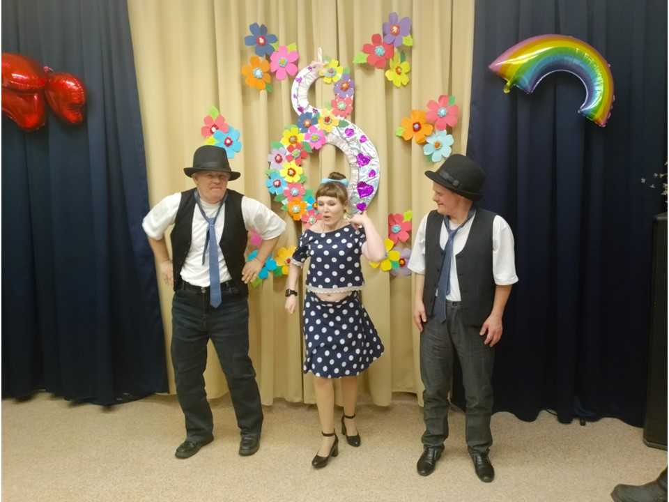 С весенним праздником вас! 